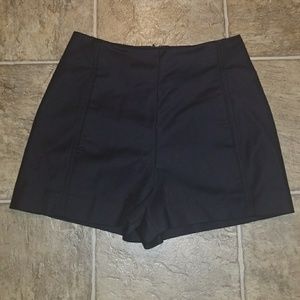 Babaton Black High-Waisted Shorts 00